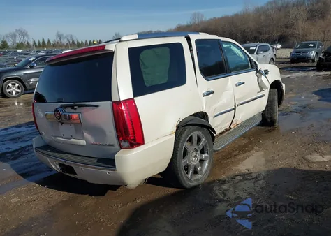 2011 Cadillac Escalade Luxury from USA, damaged, VIN 1GYS4BEF3BR103895